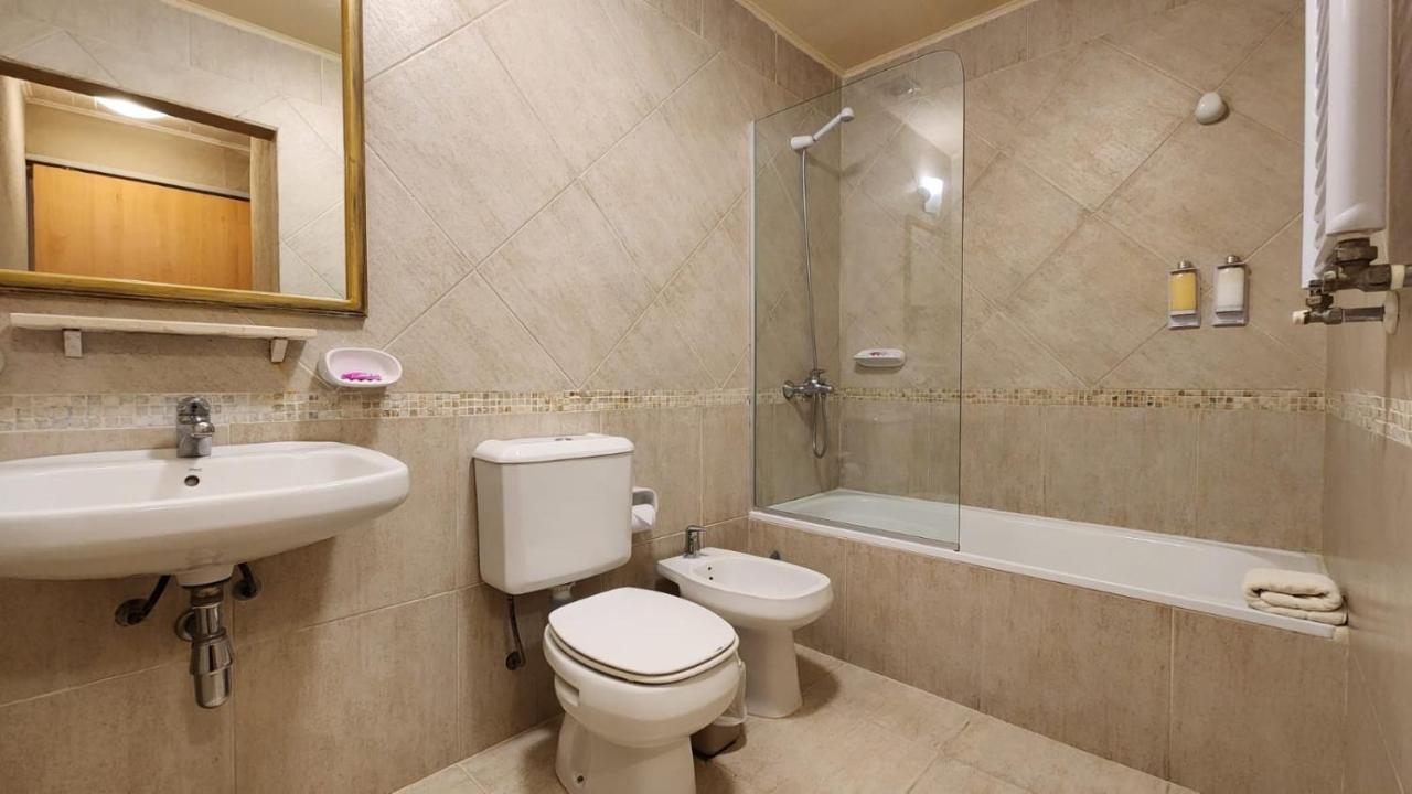 Refugio Del Bosque Villa Carilo Bagian luar foto