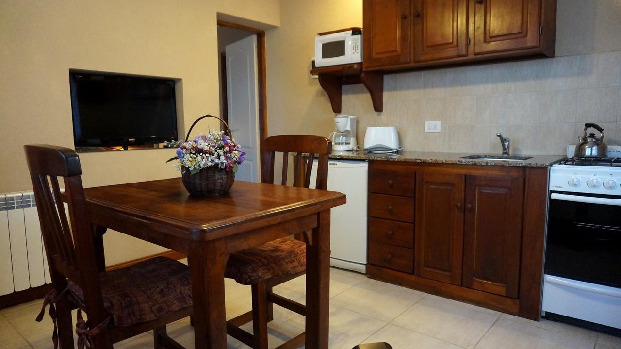 Refugio Del Bosque Villa Carilo Bagian luar foto