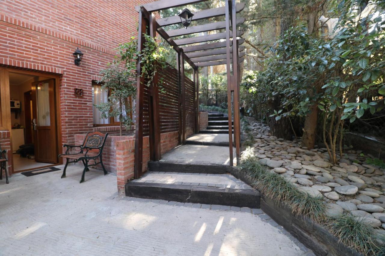 Refugio Del Bosque Villa Carilo Bagian luar foto